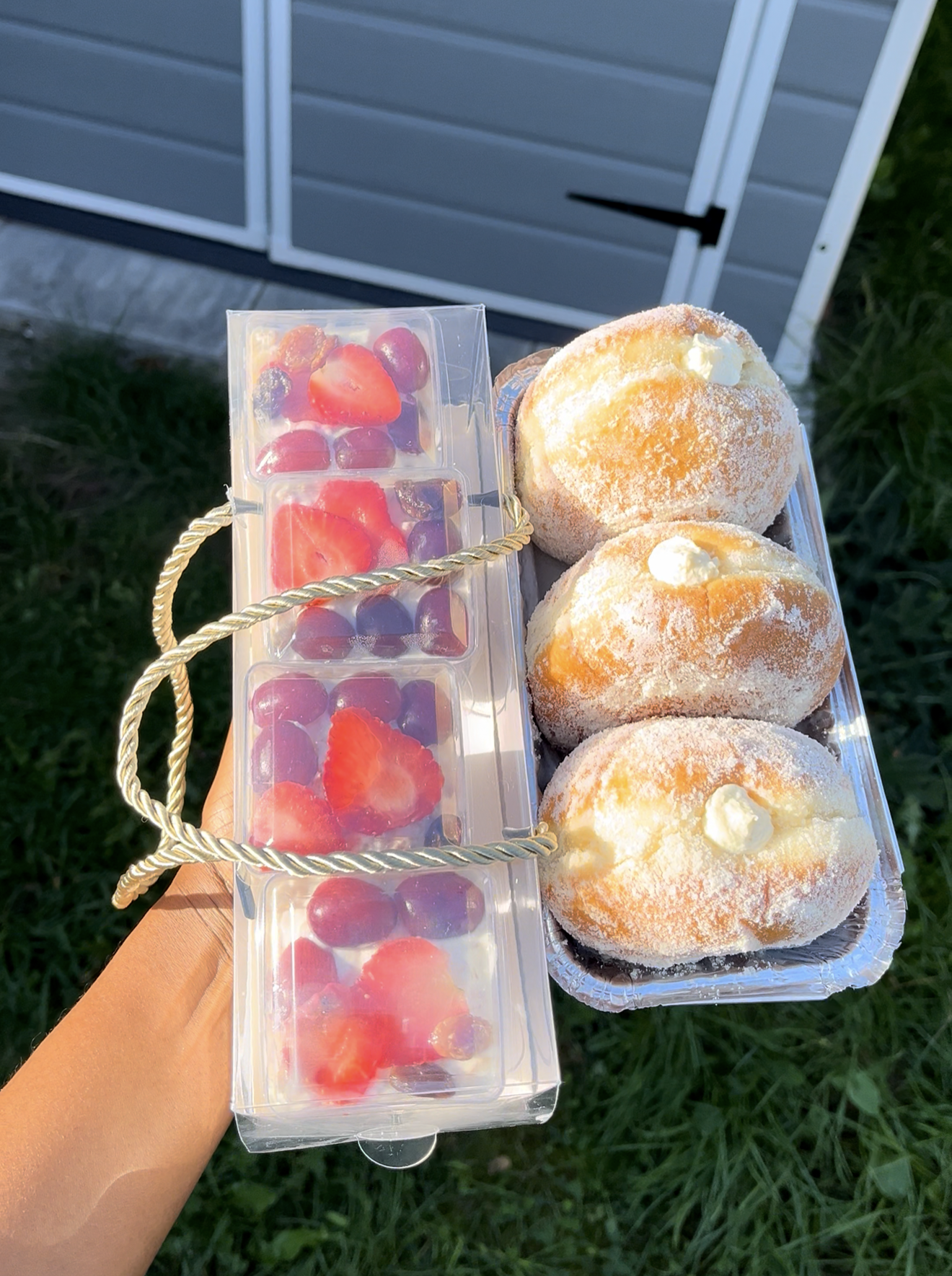 FRUIT PARFAIT & DOUGHNUTS 