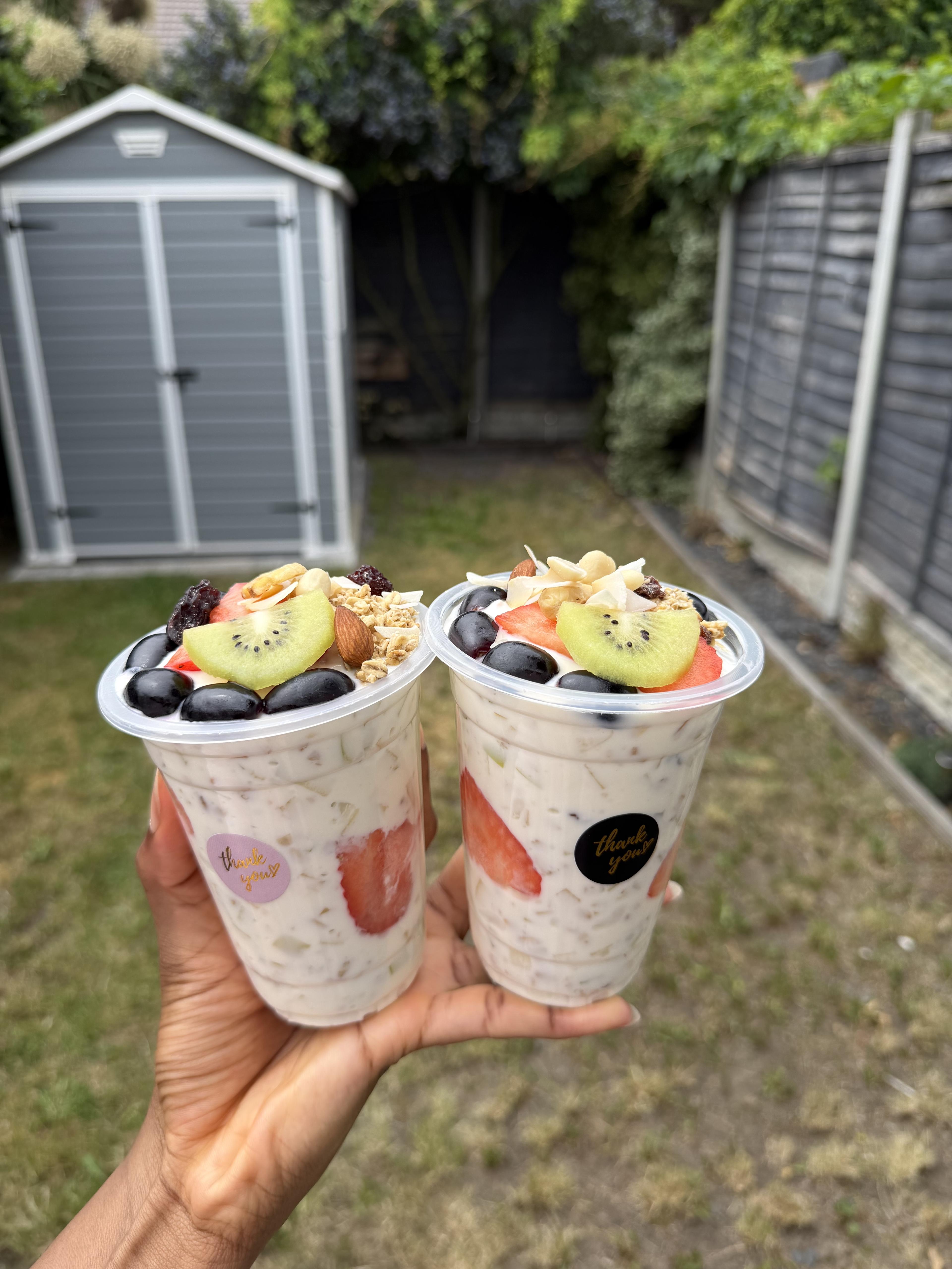 MEDIUM FRUIT PARFAIT 