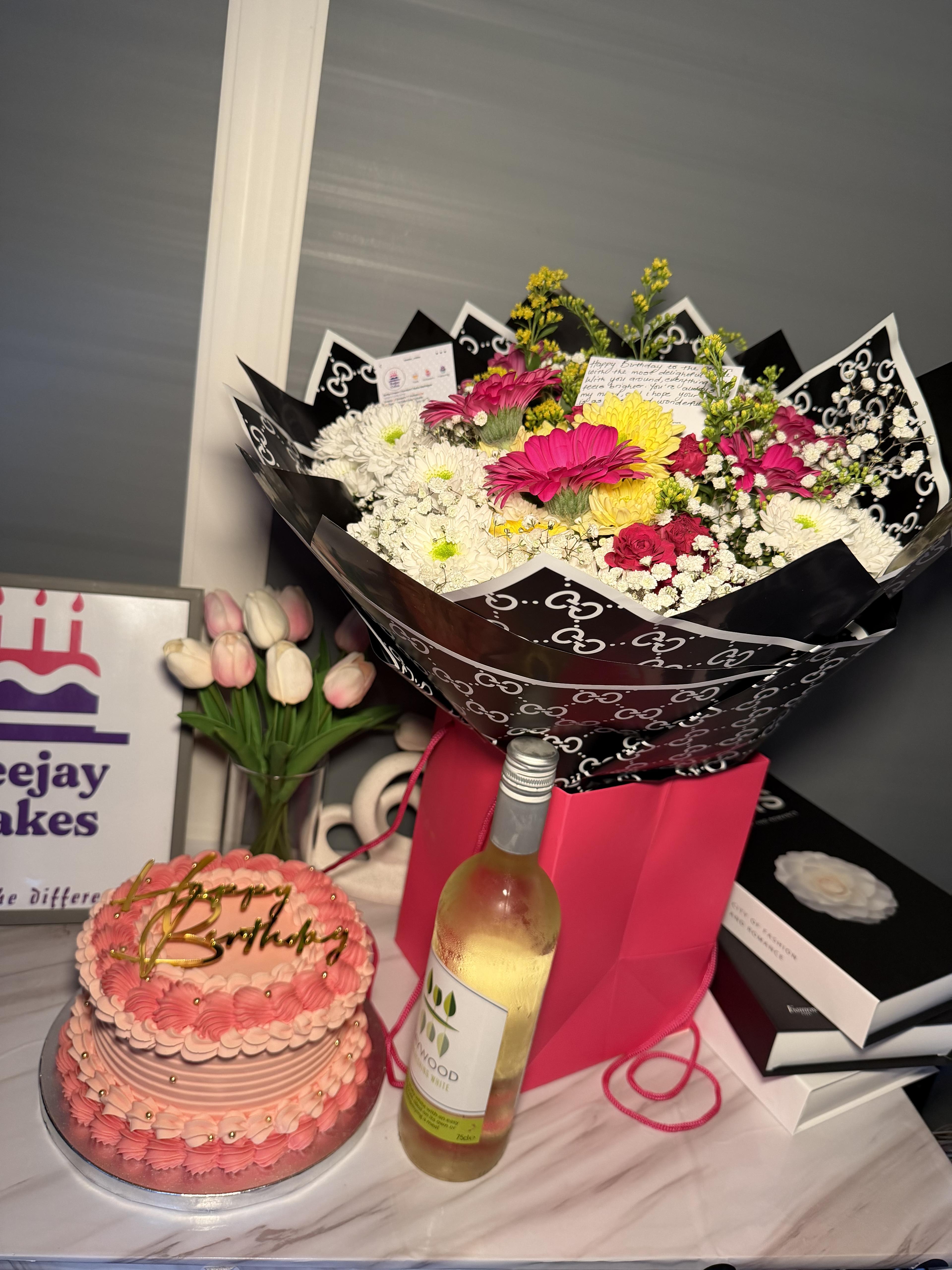 BOUQUET, WINE, CAKE